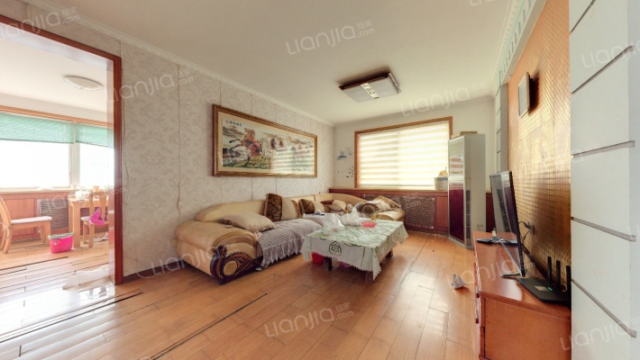 育新小区二手房实景图