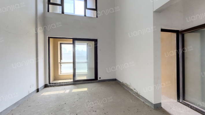 协信春山台二手房实景图