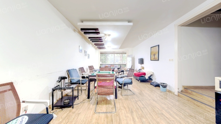 新空间花园二手房实景图