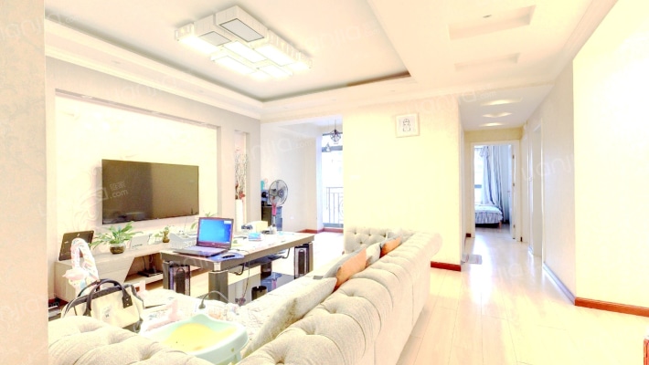 蓝波湾新天卫城卫央街区二手房实景图