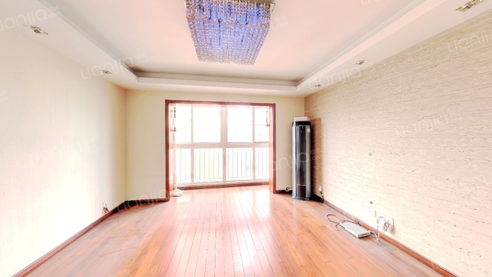 名嘉佳园小区二手房实景图