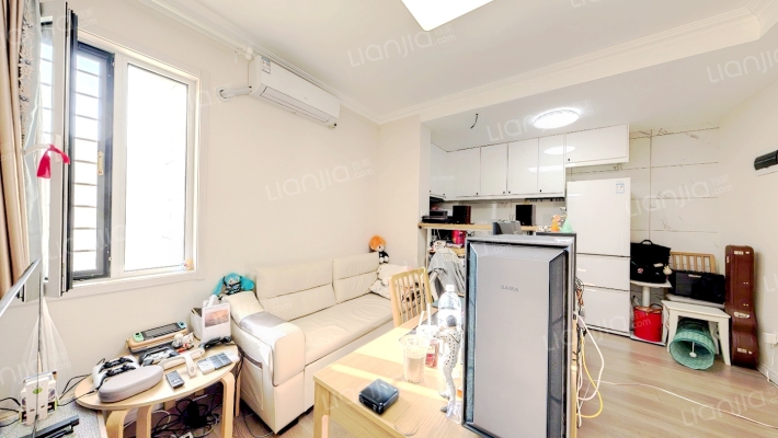 中铁诺德滨海花园B区二手房实景图