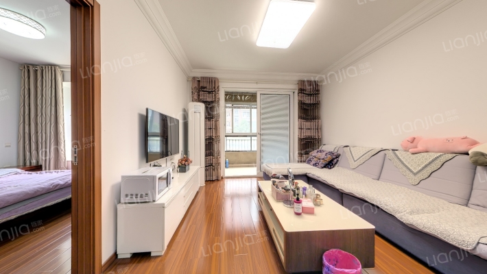 万科金色半山二手房实景图