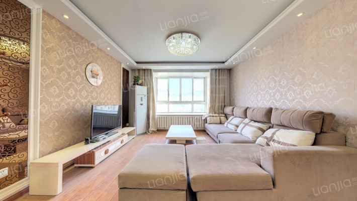 世家山水庭院二手房实景图