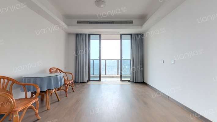 鸿海溪园二手房实景图