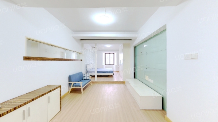 金色维也纳C区二手房实景图