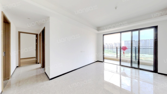 慧湾中心二手房实景图