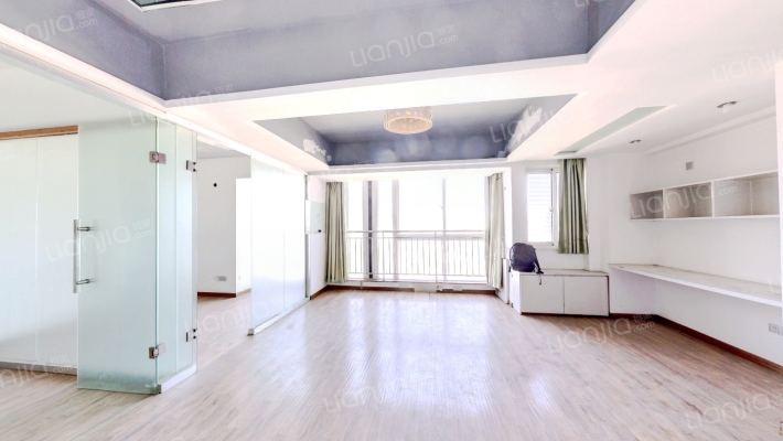 城市华庭二手房实景图