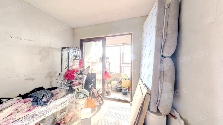 绿地海德公馆二期二手房实景图