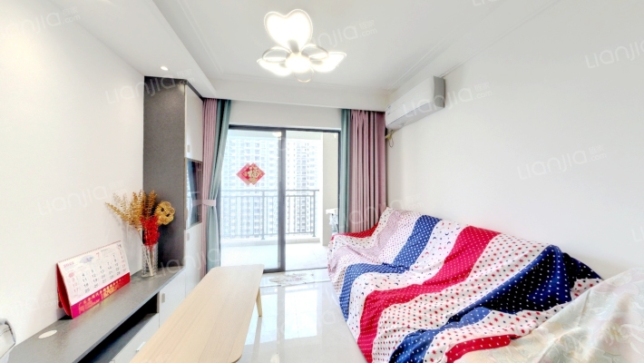 越秀逸泉锦翠二手房实景图