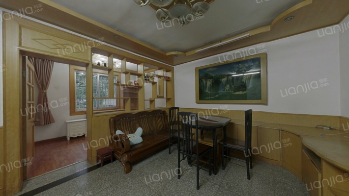 朱方路233号二手房实景图