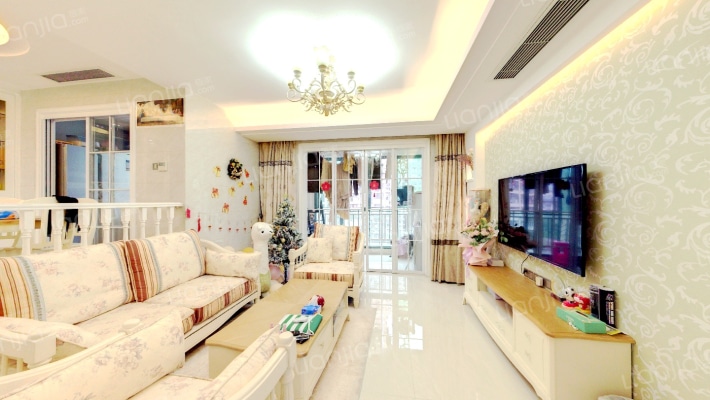 蓝郡二手房实景图