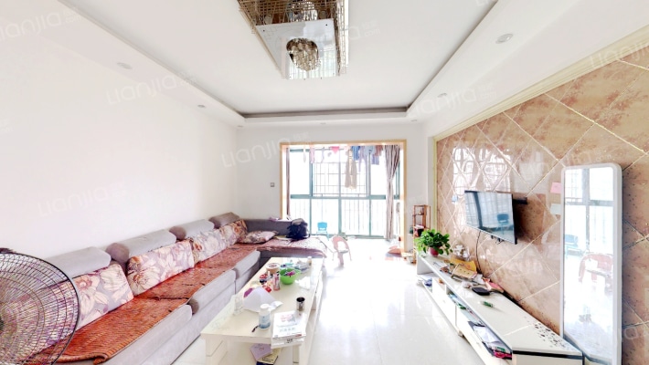 红建滨水名都二手房实景图