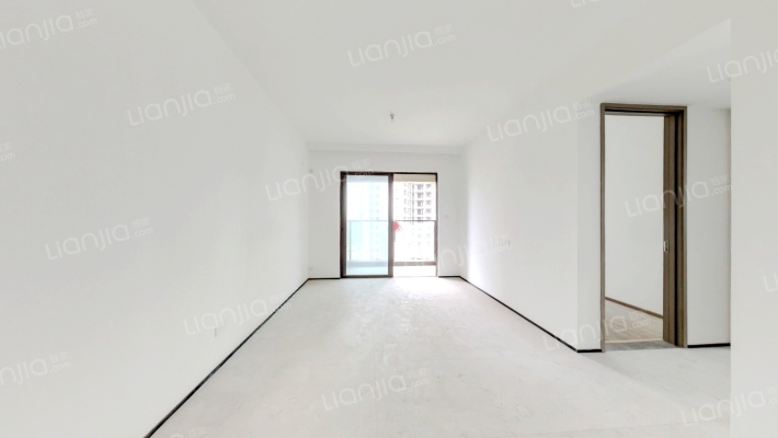 华侨城湖岸二手房实景图