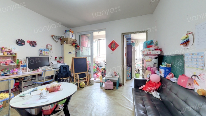 新凌家园二手房实景图