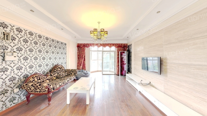 保利国际高尔夫花园法兰西小镇二手房实景图