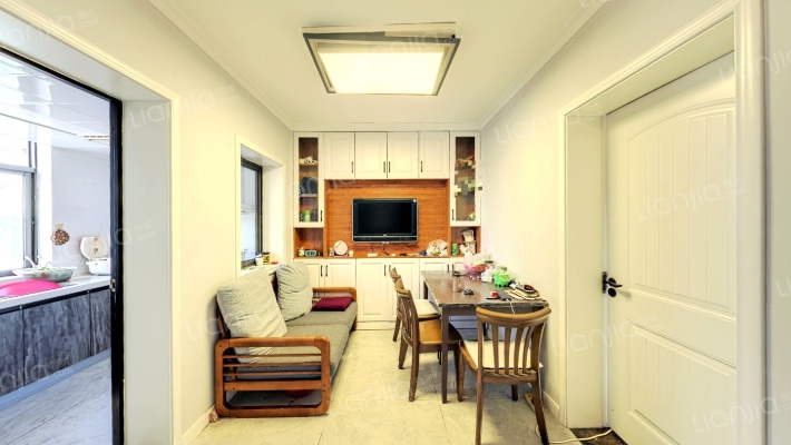 省广电器材公司二手房实景图