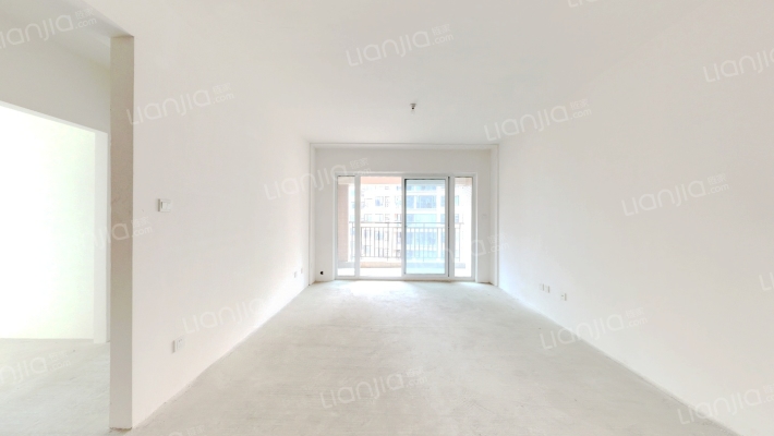 西岸翠景二手房实景图