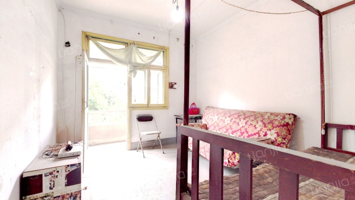 老交校家属院二手房实景图