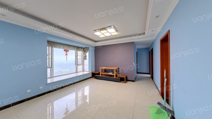 融创凯旋东岸二手房实景图