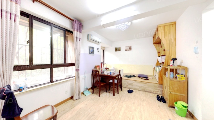 布鲁斯小镇(一期)二手房实景图