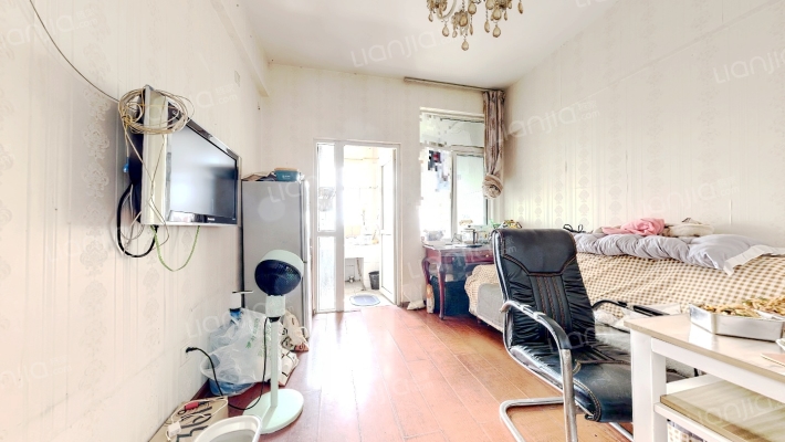 新南四期二手房实景图