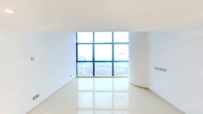 港航中心二手房实景图