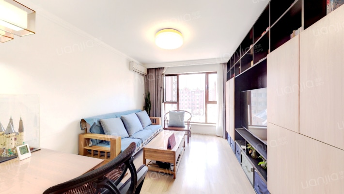 俪兹国际花园二手房实景图