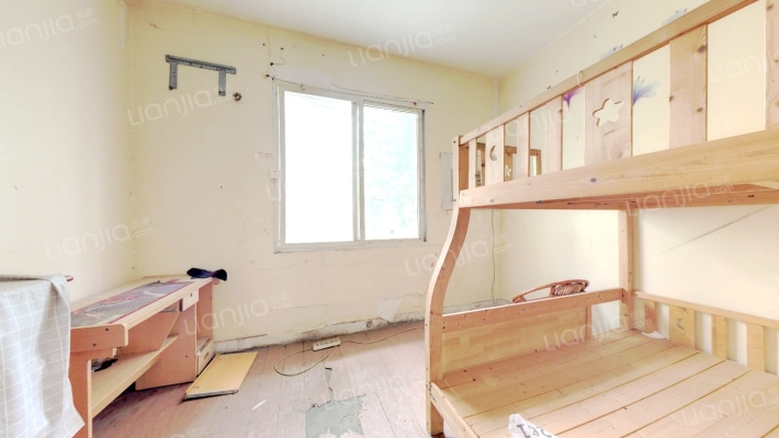 天山路二手房实景图