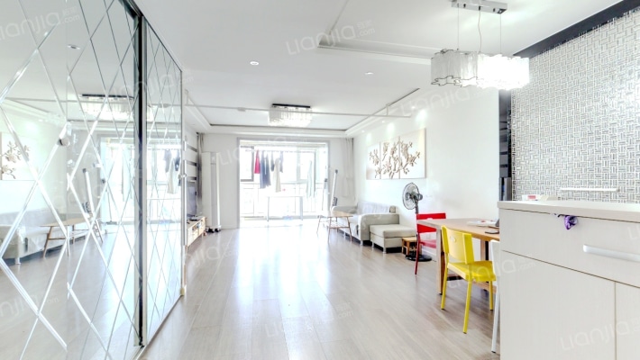 雪芳园二手房实景图