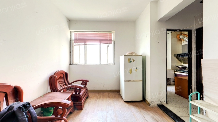 临江港湾二手房实景图