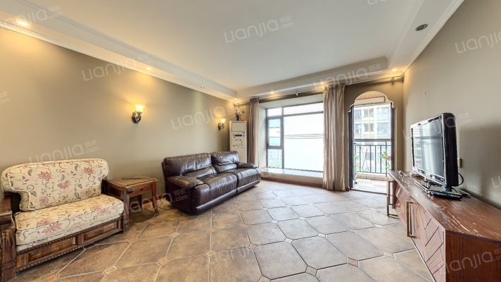 中海龙湾半岛二手房实景图