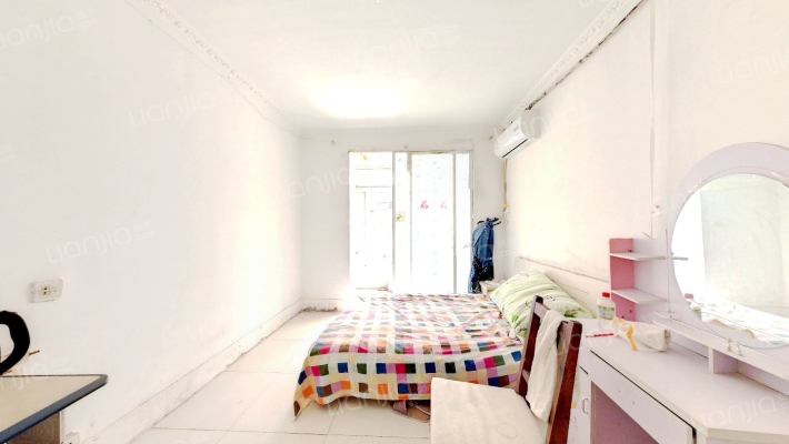 长江路（民主广场商圈）二手房实景图