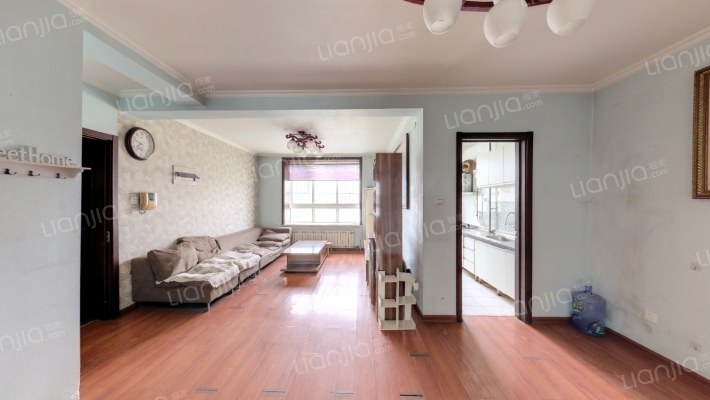 怡和嘉苑二手房实景图