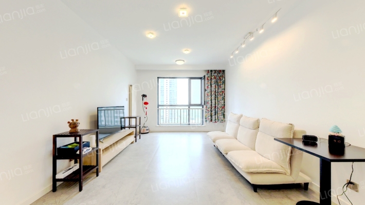 南山世纪华庭二手房实景图