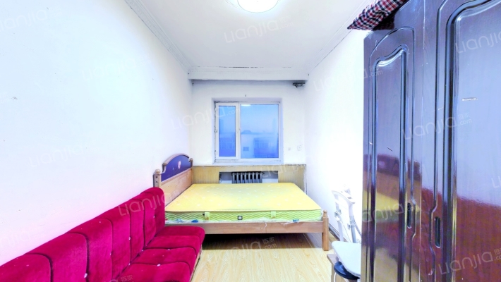 西骑兵街二手房实景图