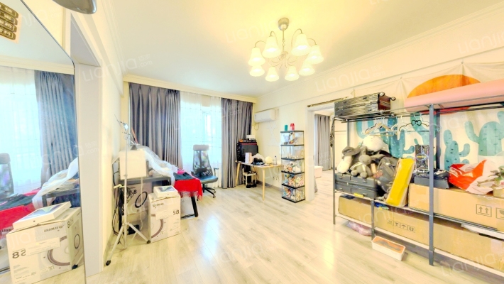 辽歌家属楼二手房实景图