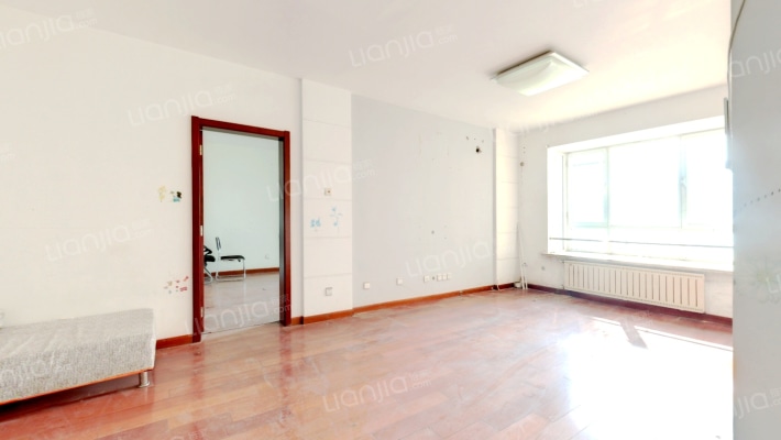 BOBO公寓二手房实景图