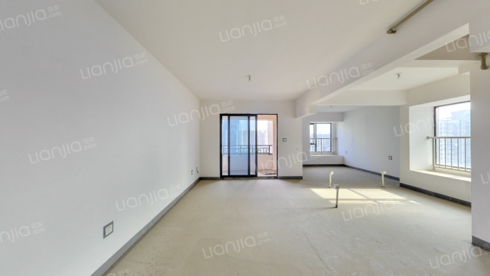 建发中央悦府二手房实景图