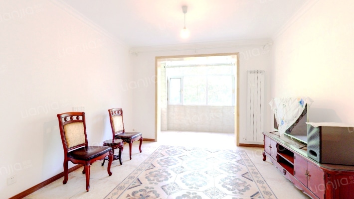 依云小镇二手房实景图