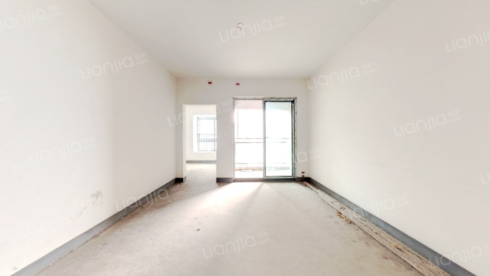 骏逸第一江岸二手房实景图