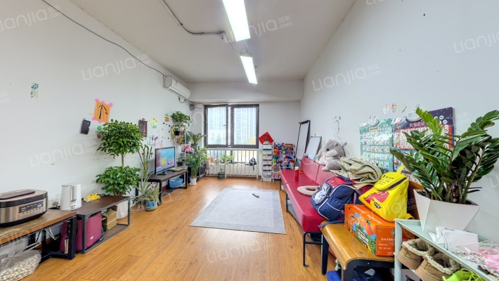 柏悦公馆二手房实景图