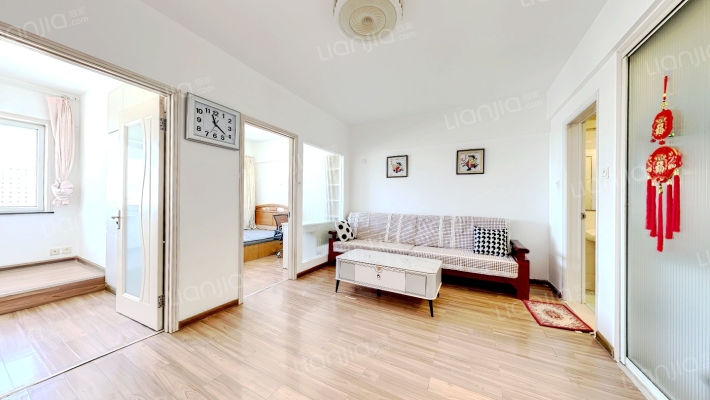 泰山名座二手房实景图