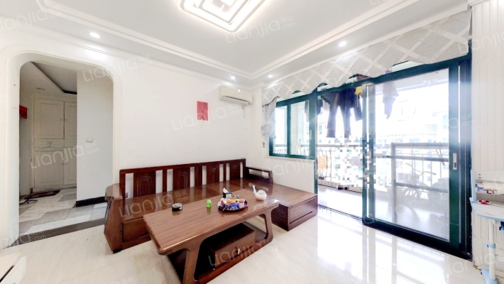 雅宝新城英伦世家(三区)二手房实景图