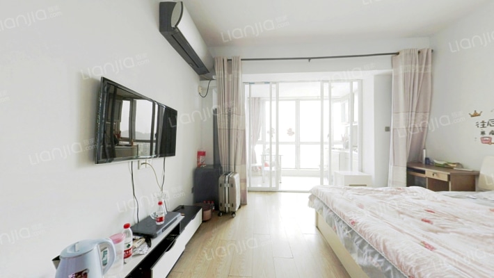 绿都泰富广场二手房实景图