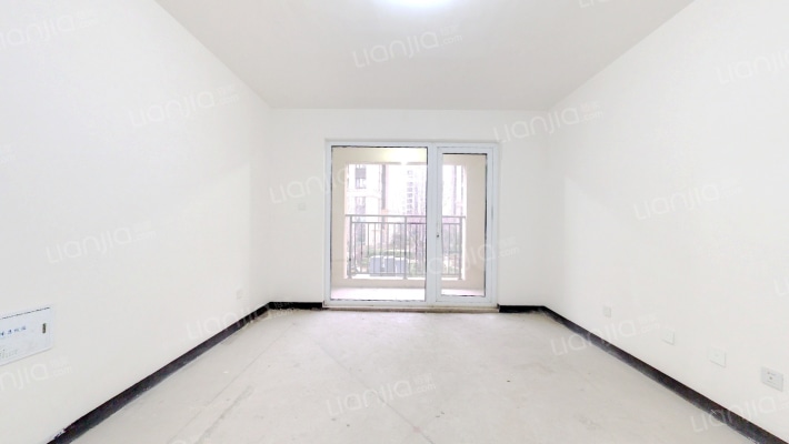 卓越嘉悦二手房实景图