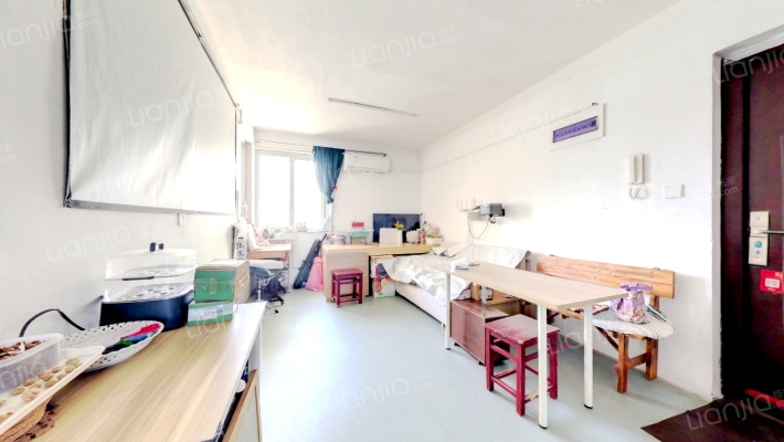 校门口1号二手房实景图