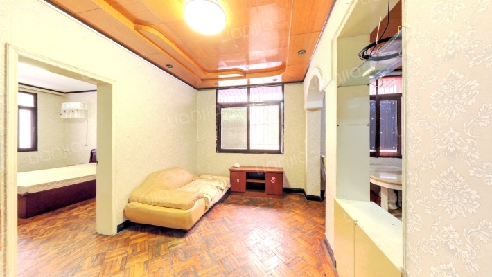 东大路82号二手房实景图