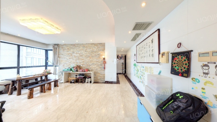 汇金广场二手房实景图