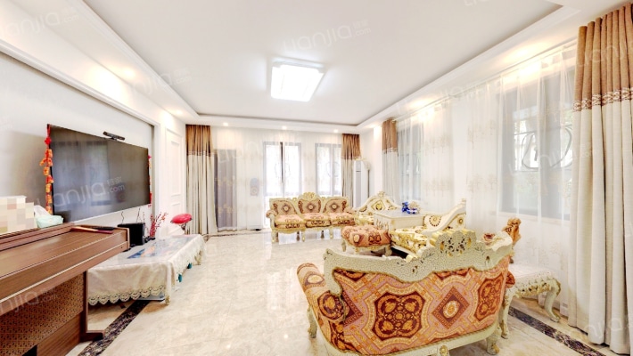 绿地香颂(奉贤)(别墅)二手房实景图